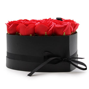 Bouquet de Savon Coeur – 13 Roses Rouges