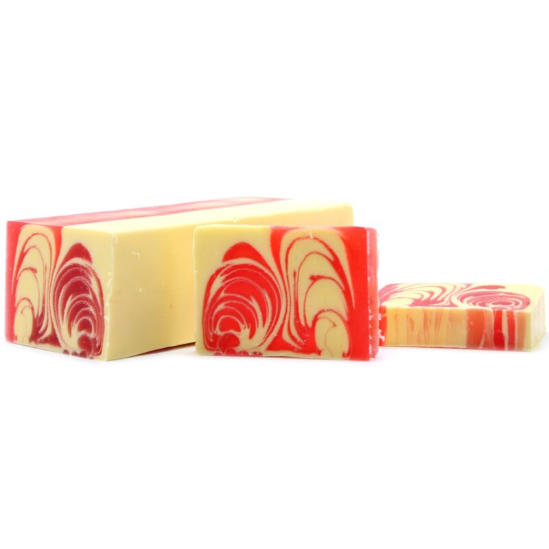 Savon artisanal Fraise en Tranche (100g) – Image 4