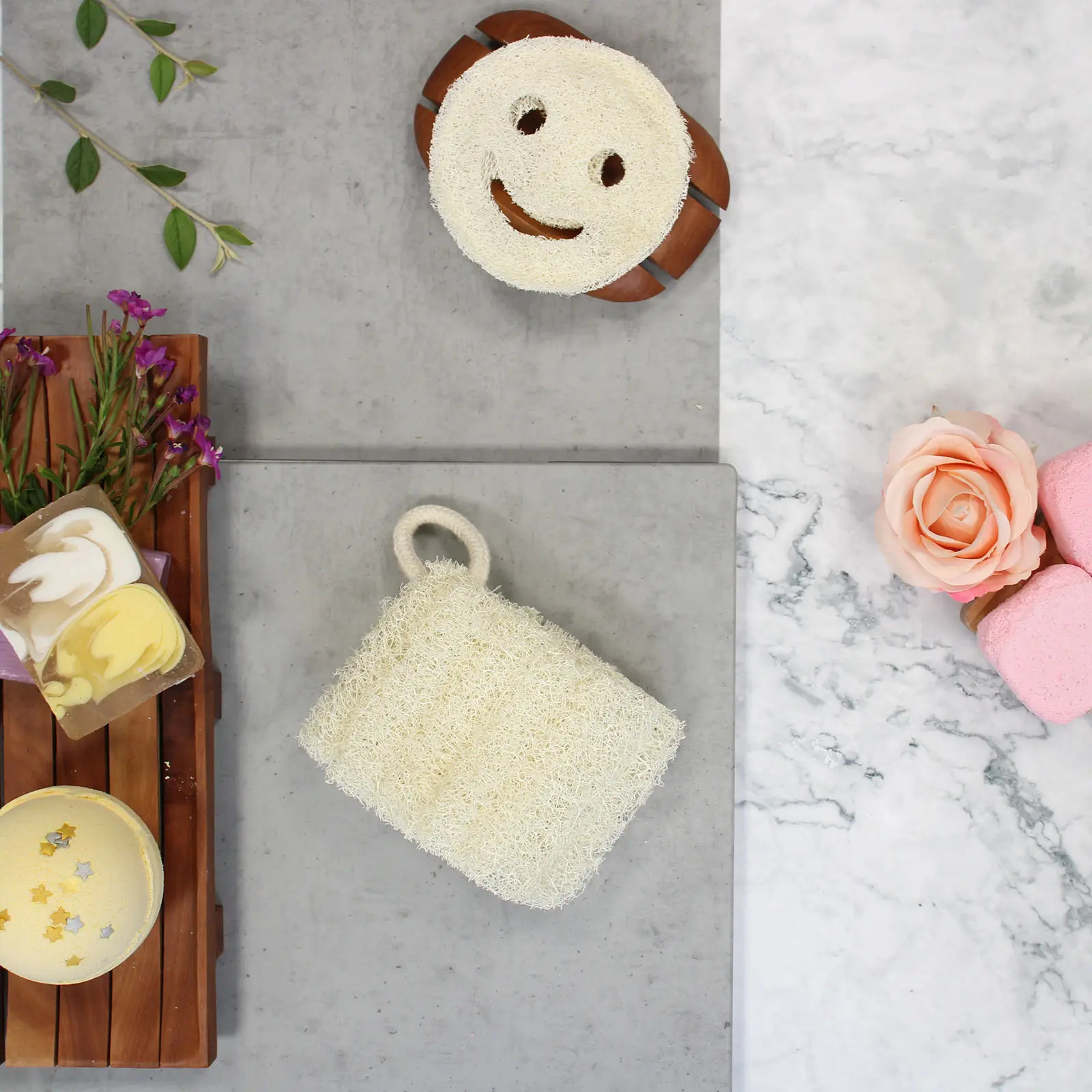 Loofah avec ficelle en coton - 8-12cm – Image 3