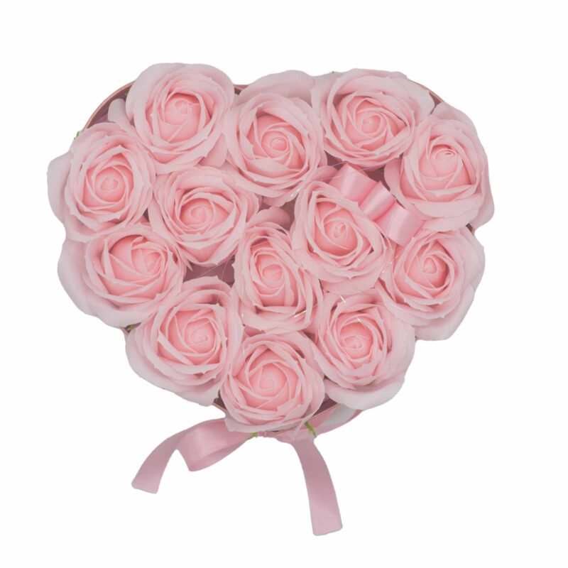 Bouquet de fleurs de savon - 13 Roses Roses - Coeur – Image 3